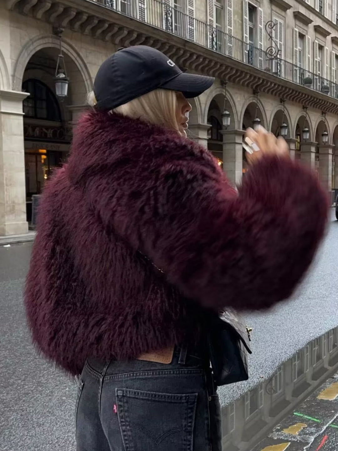 Noemi Cropped Fluffy Jacket